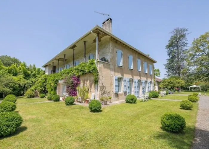 מלון דירות Bellevue באיון