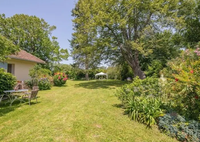 מלון דירות Bellevue באיון